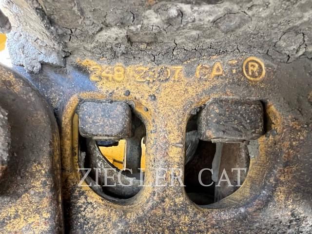 Image of Caterpillar D6LGP equipment image 2