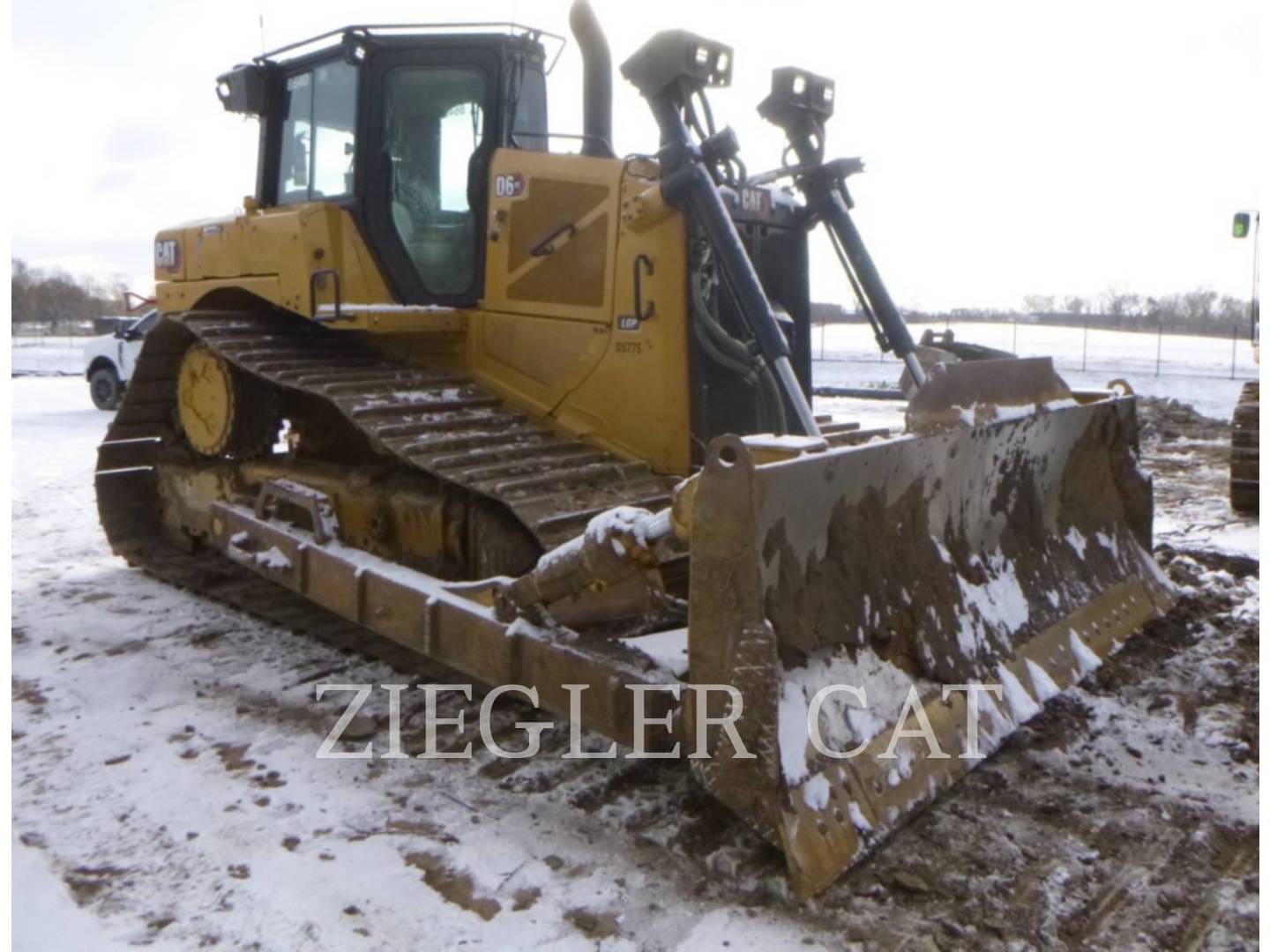 2020 Caterpillar D6XE LGP Equipment Image0