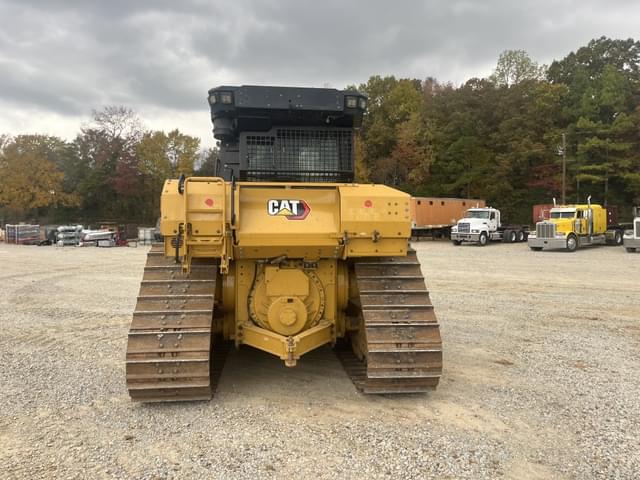 Image of Caterpillar D6LGP equipment image 4