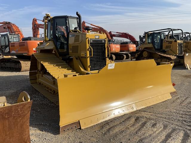 Image of Caterpillar D6N LGP equipment image 4