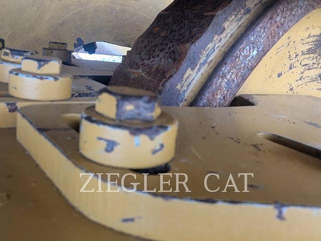 Image of Caterpillar D6XE LGP equipment image 3