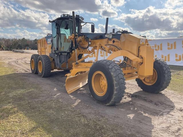 Image of Caterpillar 12M3 equipment image 2