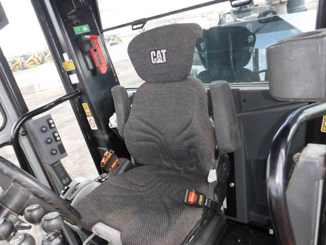 Image of Caterpillar 140 equipment image 3