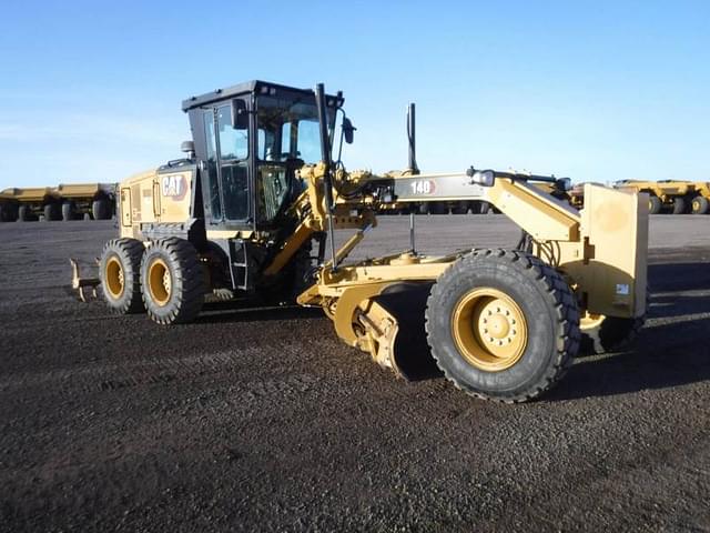 Image of Caterpillar 140 equipment image 1