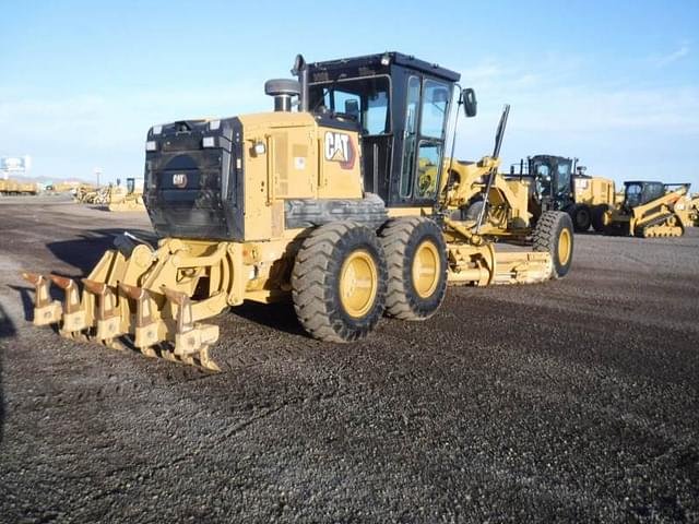 Image of Caterpillar 140 equipment image 2