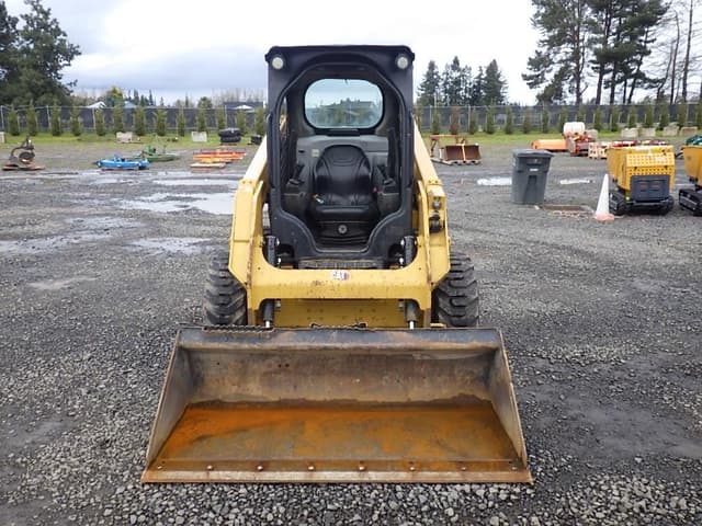 Image of Caterpillar 226D3 equipment image 1