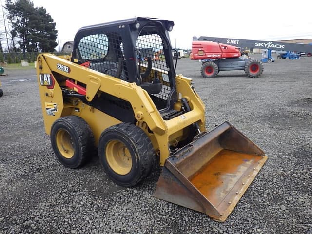 Image of Caterpillar 226D3 equipment image 2