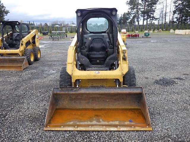 Image of Caterpillar 226D3 equipment image 1