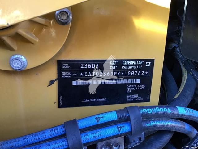 Image of Caterpillar 236D3 equipment image 3