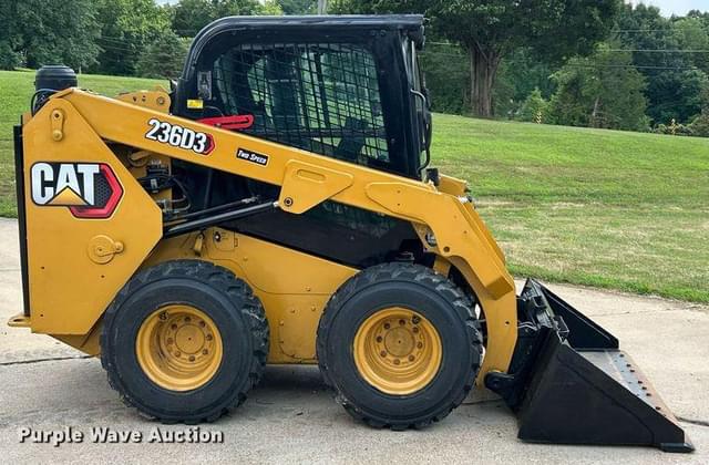 Image of Caterpillar 236D3 equipment image 3
