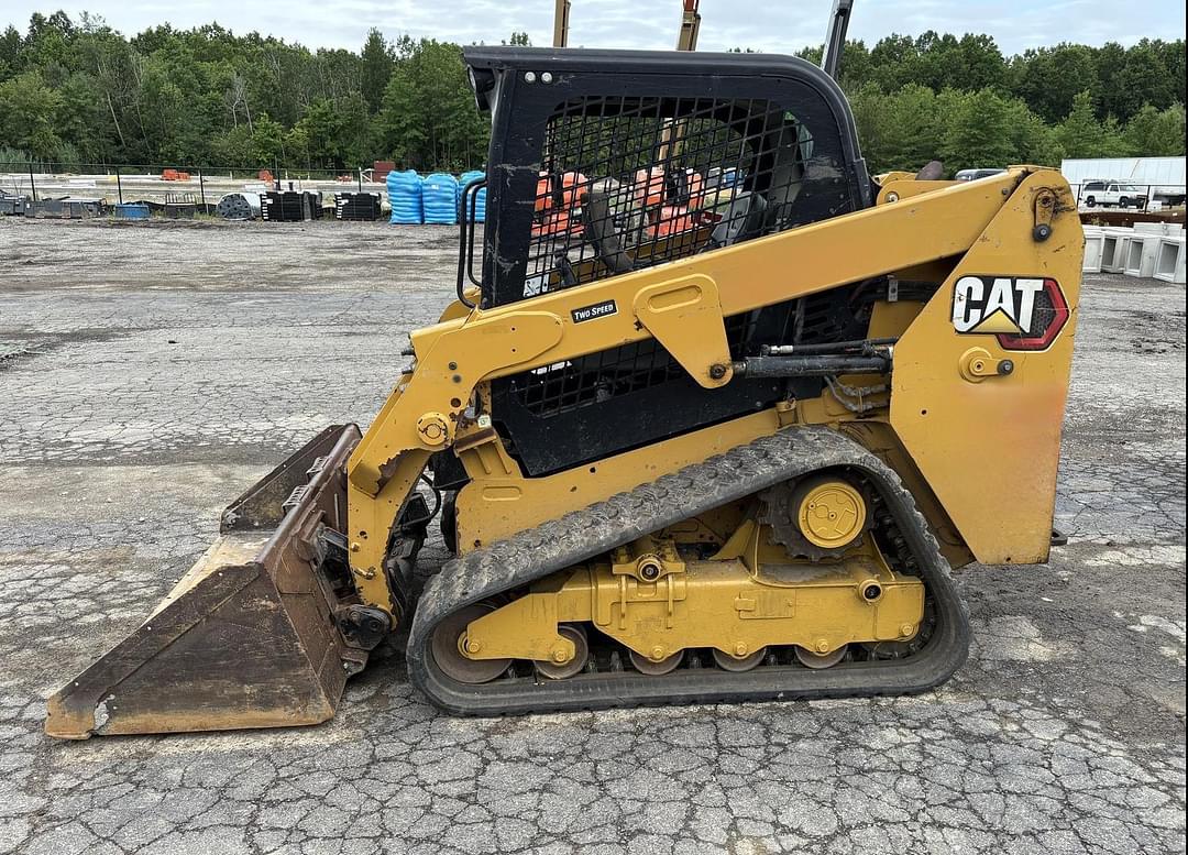 Image of Caterpillar 239D3 Primary image