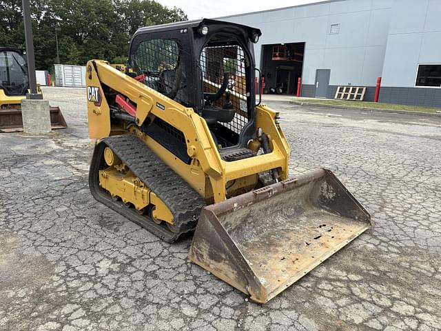 Image of Caterpillar 239D3 equipment image 4