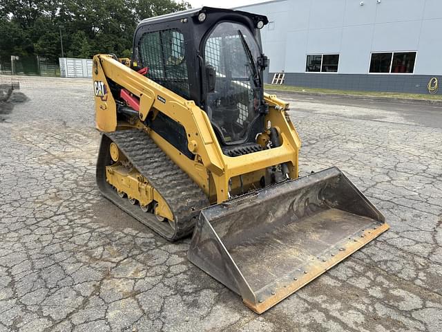 Image of Caterpillar 239D3 equipment image 4