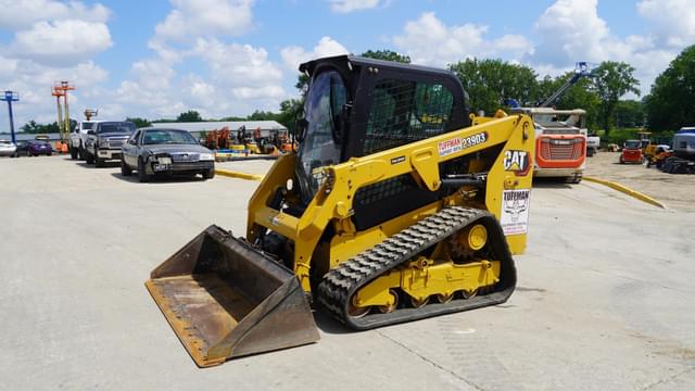 Image of Caterpillar 239D3 equipment image 1