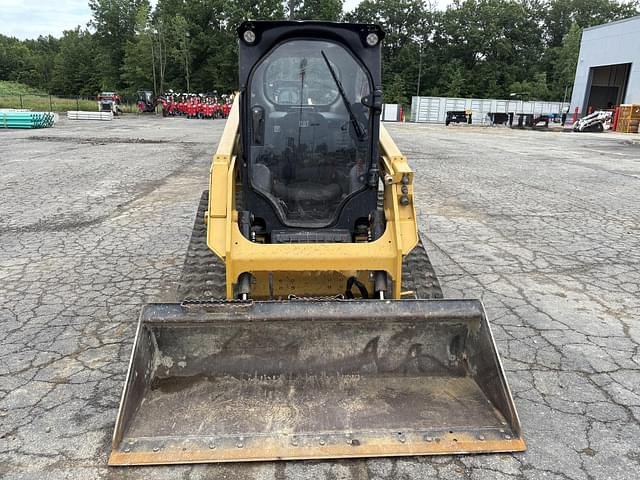 Image of Caterpillar 239D3 equipment image 3