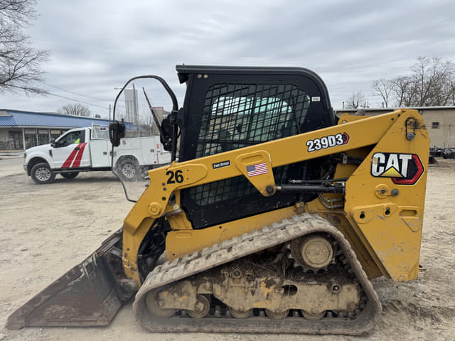 Image of Caterpillar 239D3 equipment image 1