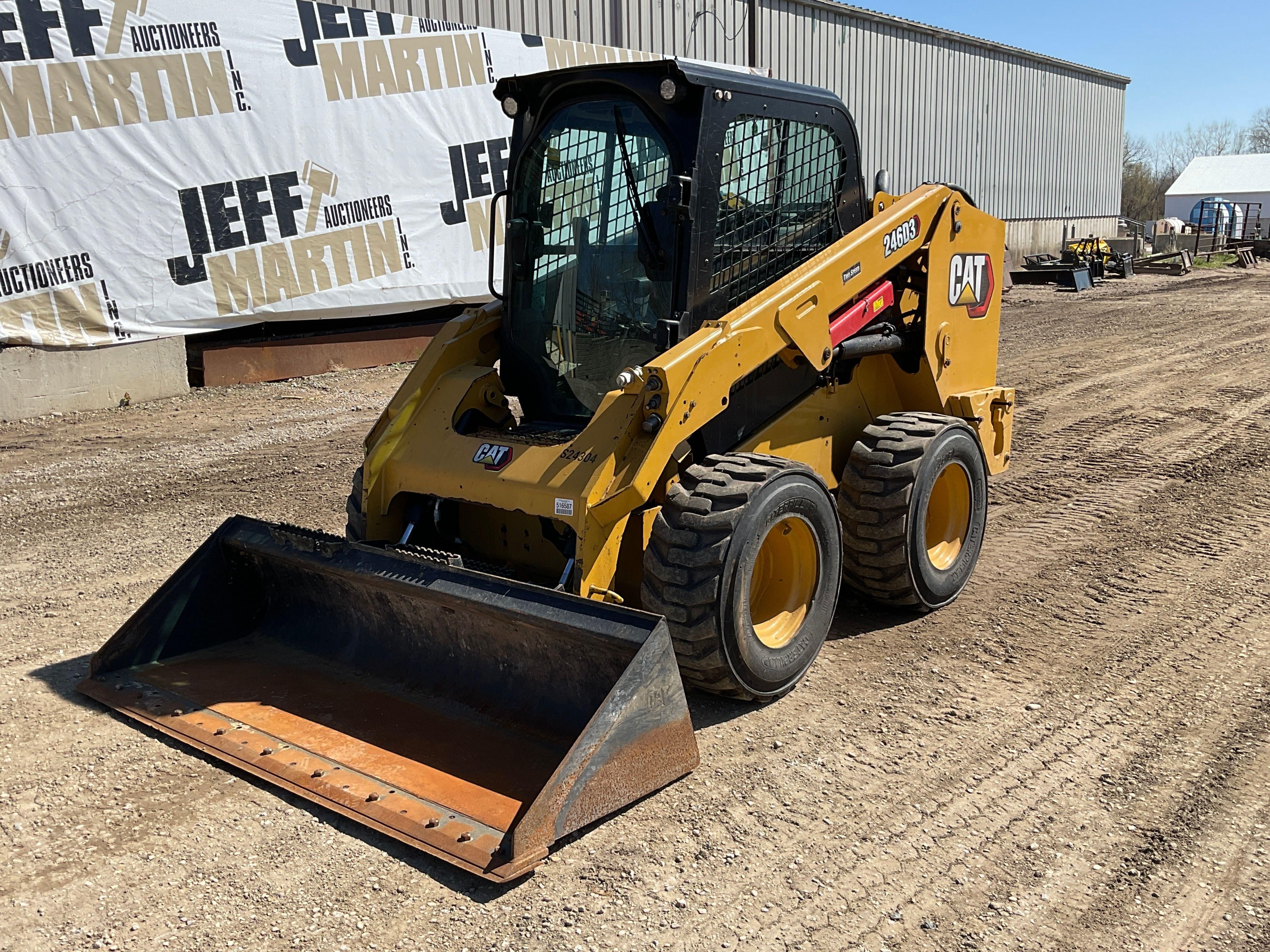 Main image Caterpillar 246D
