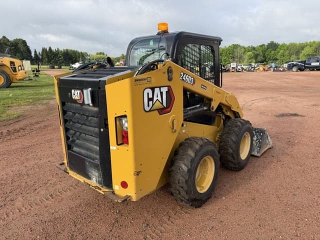 Image of Caterpillar 246D3 equipment image 4