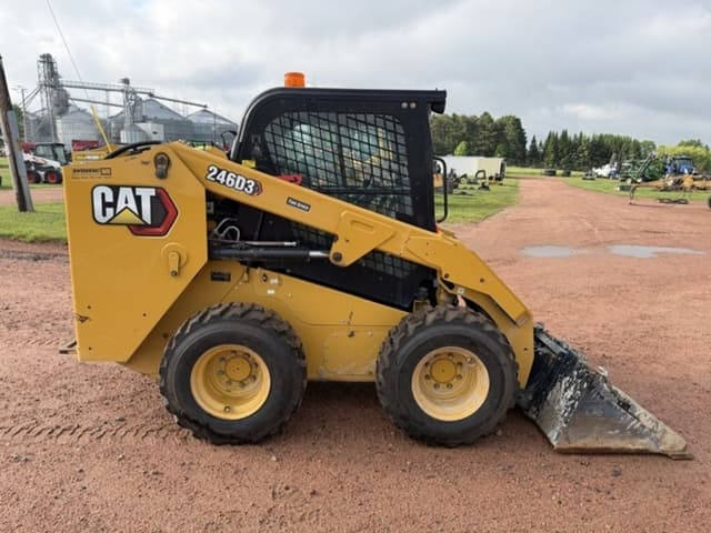 Image of Caterpillar 246D3 equipment image 3
