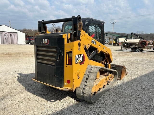 Image of Caterpillar 259D3 equipment image 3