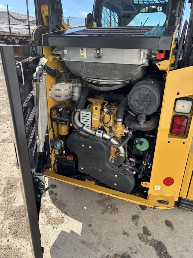 Image of Caterpillar 259D3 equipment image 2