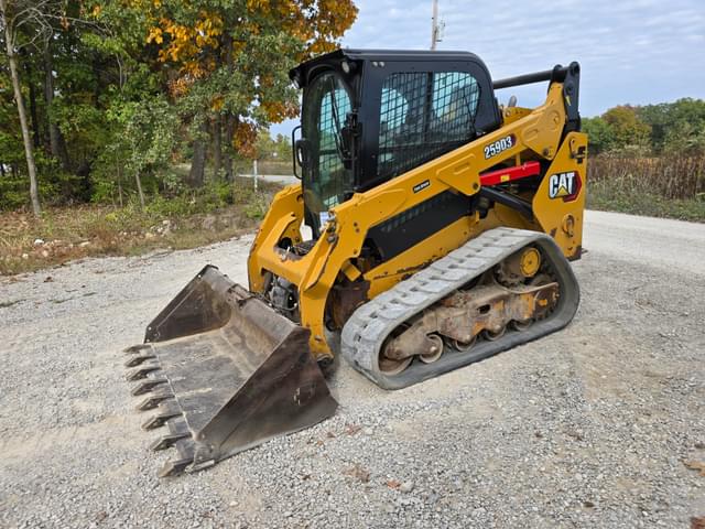 Image of Caterpillar 259D3 equipment image 3