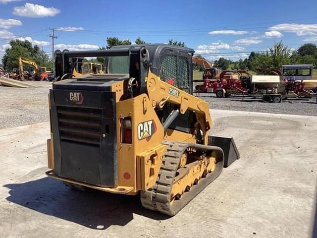Image of Caterpillar 259D3 equipment image 3
