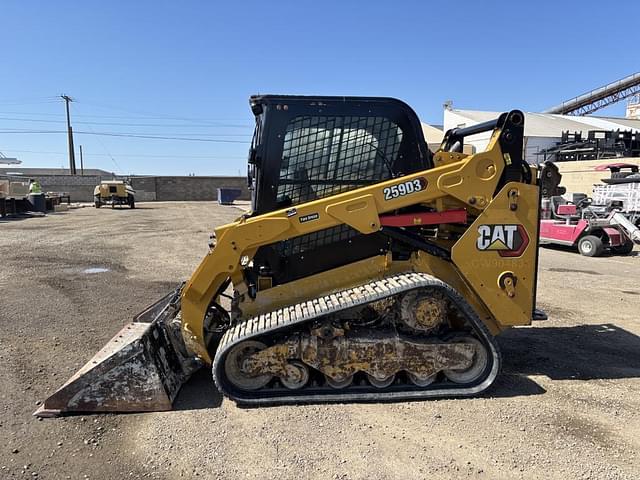 Image of Caterpillar 259D3 equipment image 4