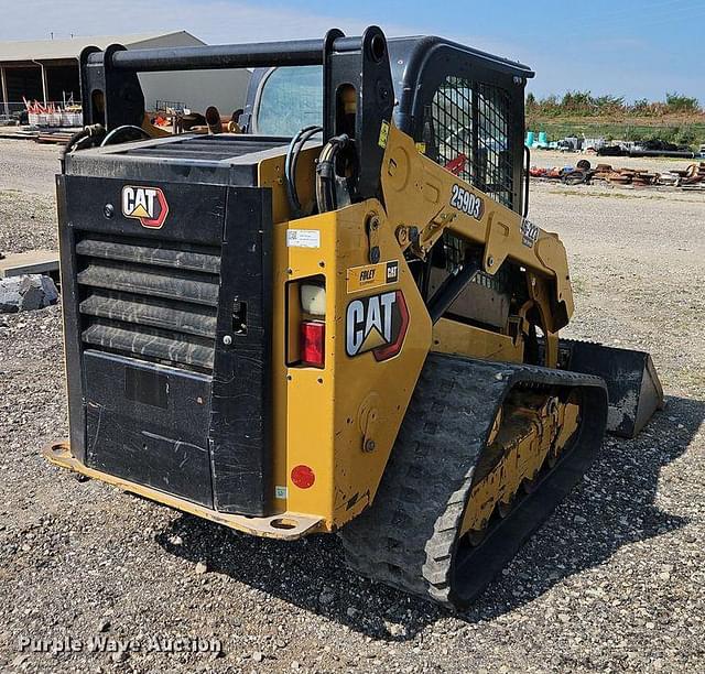 Image of Caterpillar 259D3 equipment image 3