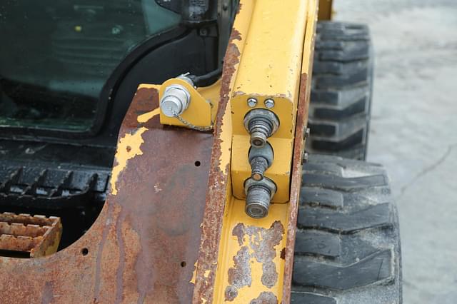 Image of Caterpillar 262D3 equipment image 2