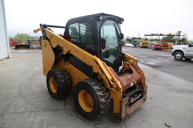 Image of Caterpillar 262D3 equipment image 4