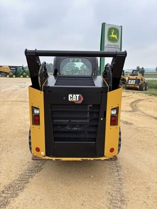 Image of Caterpillar 262D3 equipment image 3