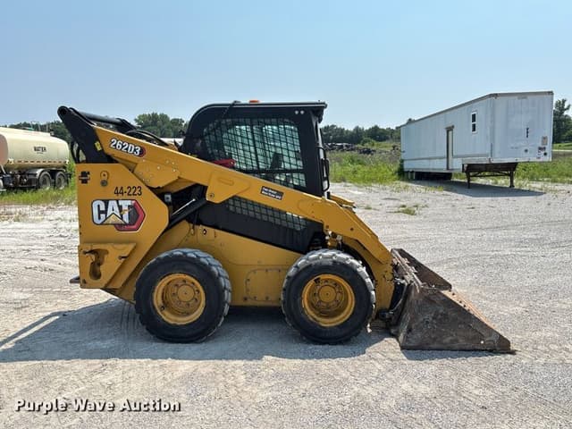 Image of Caterpillar 262D3 equipment image 3