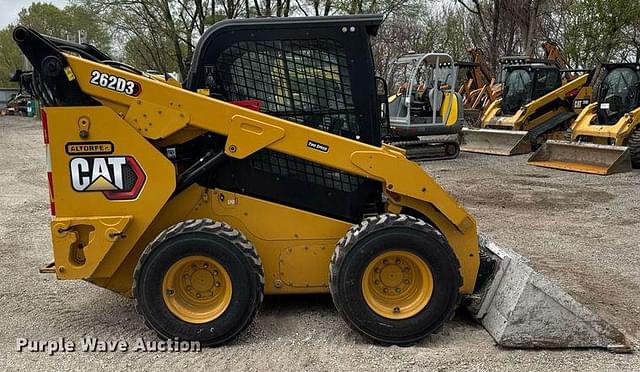 Image of Caterpillar 262D3 equipment image 3