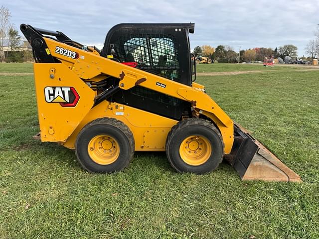 Image of Caterpillar 262D3 equipment image 3