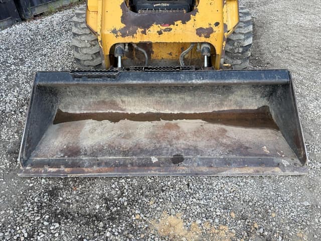 Image of Caterpillar 272D3 equipment image 4