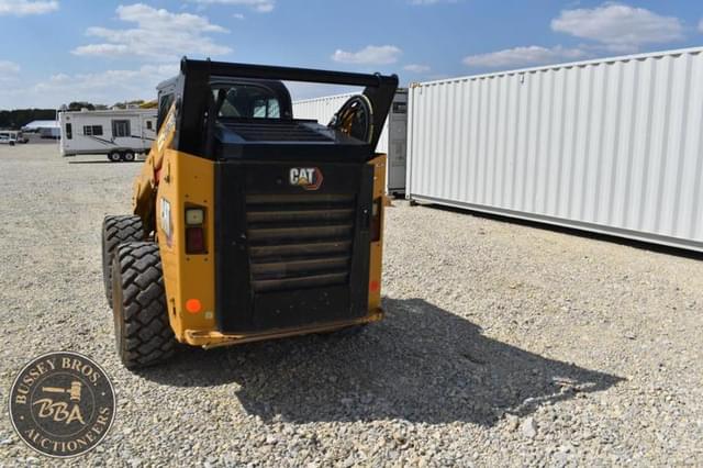 Image of Caterpillar 272D3 equipment image 4