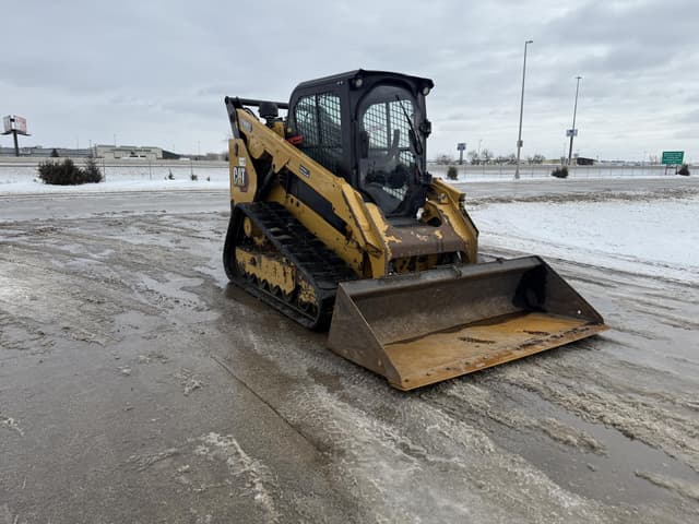 Image of Caterpillar 299D3 equipment image 2