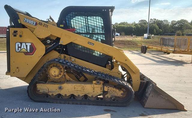 Image of Caterpillar 299D3 equipment image 3