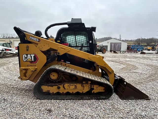 Image of Caterpillar 299D3XE equipment image 4