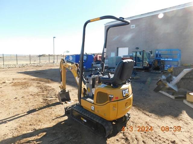 Image of Caterpillar 300.9D equipment image 3