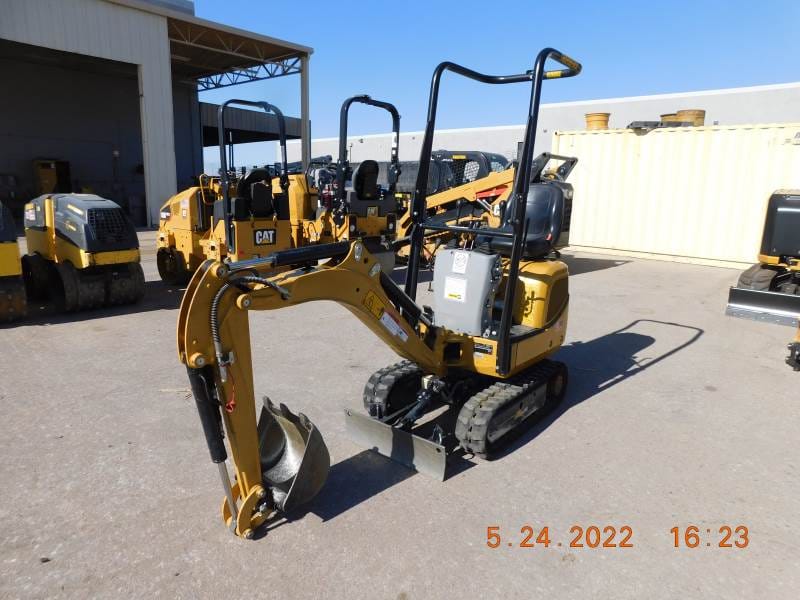 Main image Caterpillar 300.9D