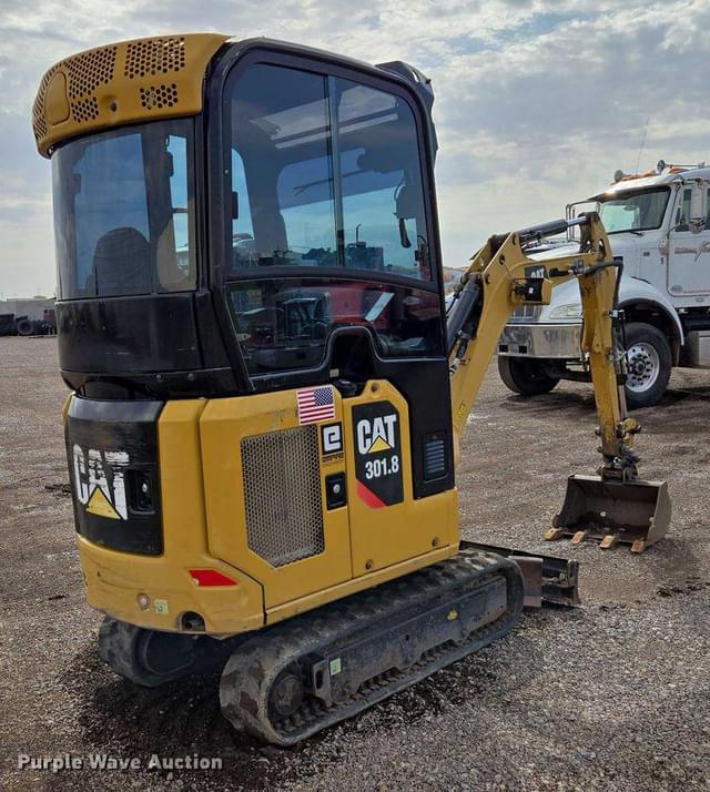 Image of Caterpillar 301.8 equipment image 4
