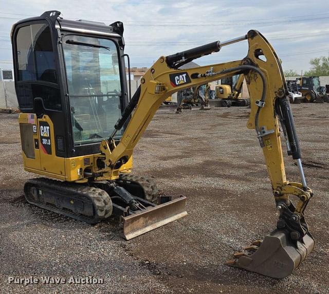 Image of Caterpillar 301.8 equipment image 2