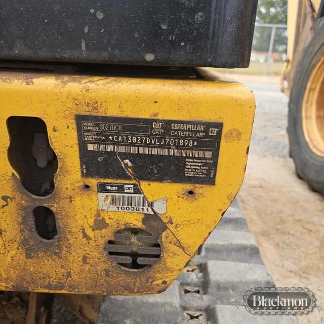 Image of Caterpillar 302.7D CR equipment image 3