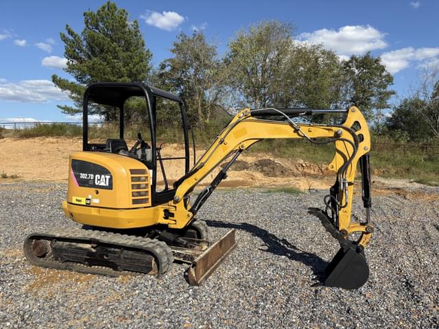 Image of Caterpillar 302.7D CR equipment image 1