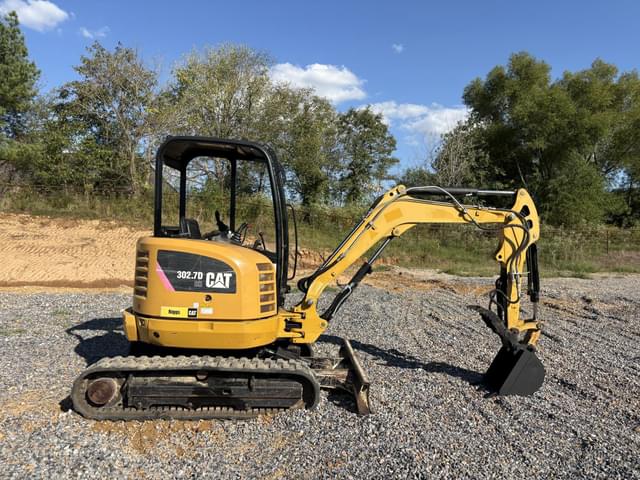 Image of Caterpillar 302.7D CR equipment image 2