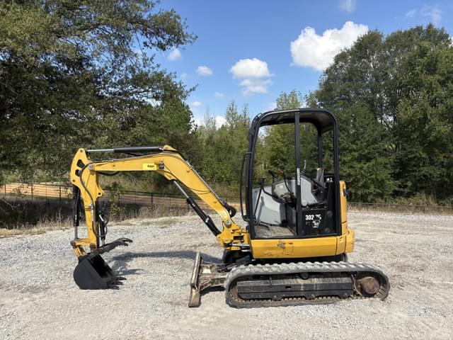 Image of Caterpillar 302.7D CR equipment image 2