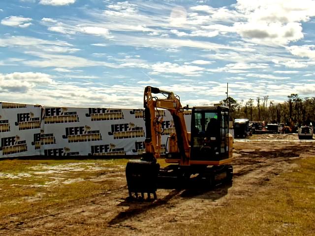 Image of Caterpillar 305.5E2 equipment image 1