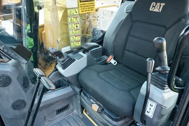 Image of Caterpillar 310 equipment image 4